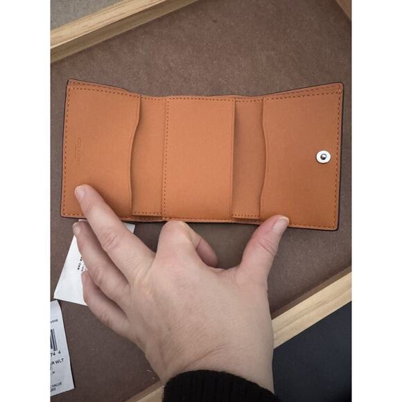 Coach Cu914 Smooth Leather Micro Wallet Washed Orange Croc Embossed NWT $218 - Picture 6 of 7